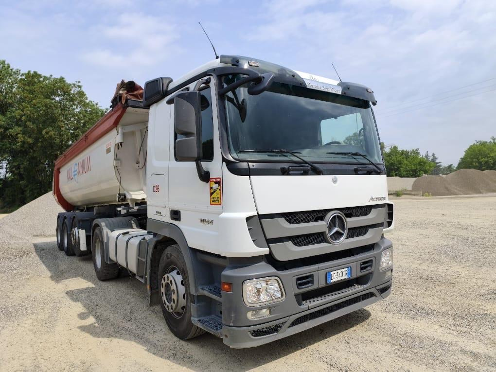 MERCEDES-BENZ ACTROS - Trekkvogn: bilde 1 MERCEDES-BENZ ACTROS - Trekkvogn: bilde 1