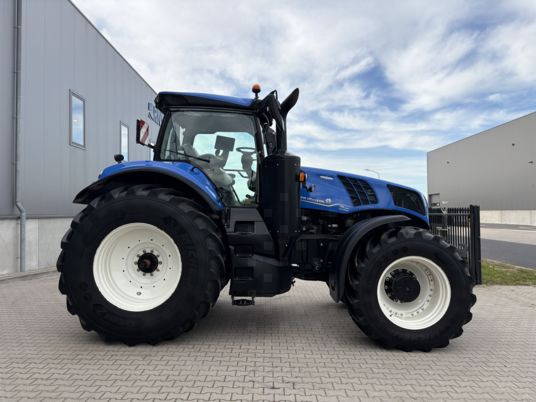 NEW HOLLAND New Holland T8.350 PLMi Genesis - Traktor: bilde 2 NEW HOLLAND New Holland T8.350 PLMi Genesis - Traktor: bilde 2