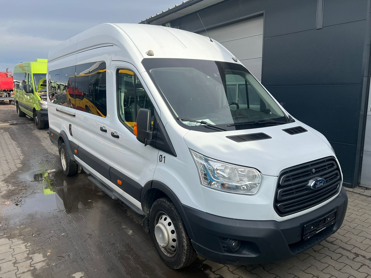 FORD TRANSIT - Minibuss, Persontransport: bilde 2 FORD TRANSIT - Minibuss, Persontransport: bilde 2