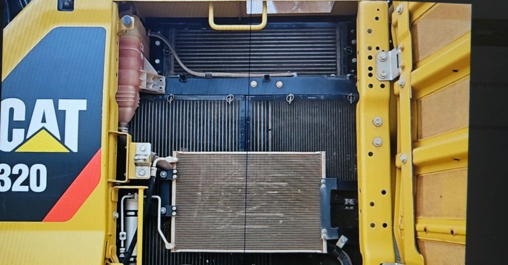 Caterpillar cat 320 - Beltegraver: bilde 3 Caterpillar cat 320 - Beltegraver: bilde 3
