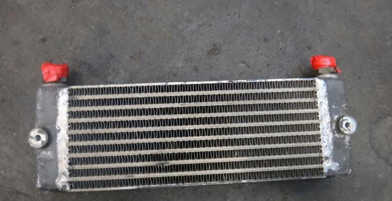 Fendt Favorit CHŁODNICZKA OLEJU - Oljekjøler: bilde 1 Fendt Favorit CHŁODNICZKA OLEJU - Oljekjøler: bilde 1