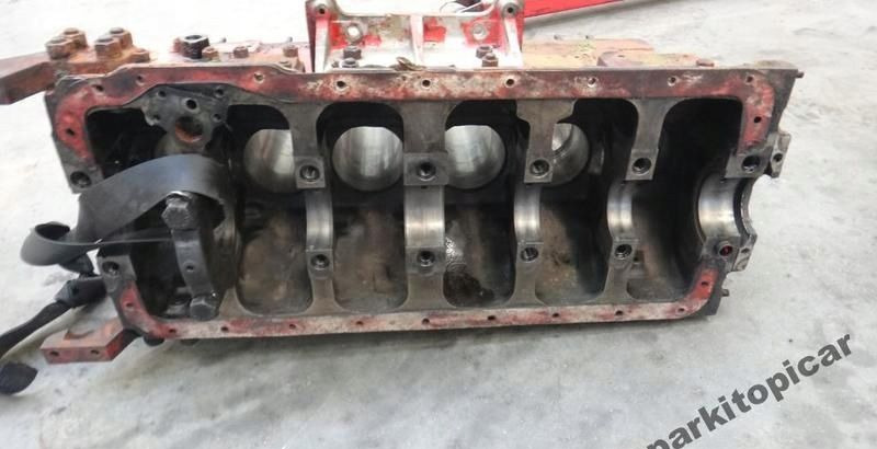 SILNIK PERKINS 6 CYLI KRATER BLOK DÓŁ SILNIKA - Motor for Lastebil: bilde 2 SILNIK PERKINS 6 CYLI KRATER BLOK DÓŁ SILNIKA - Motor for Lastebil: bilde 2