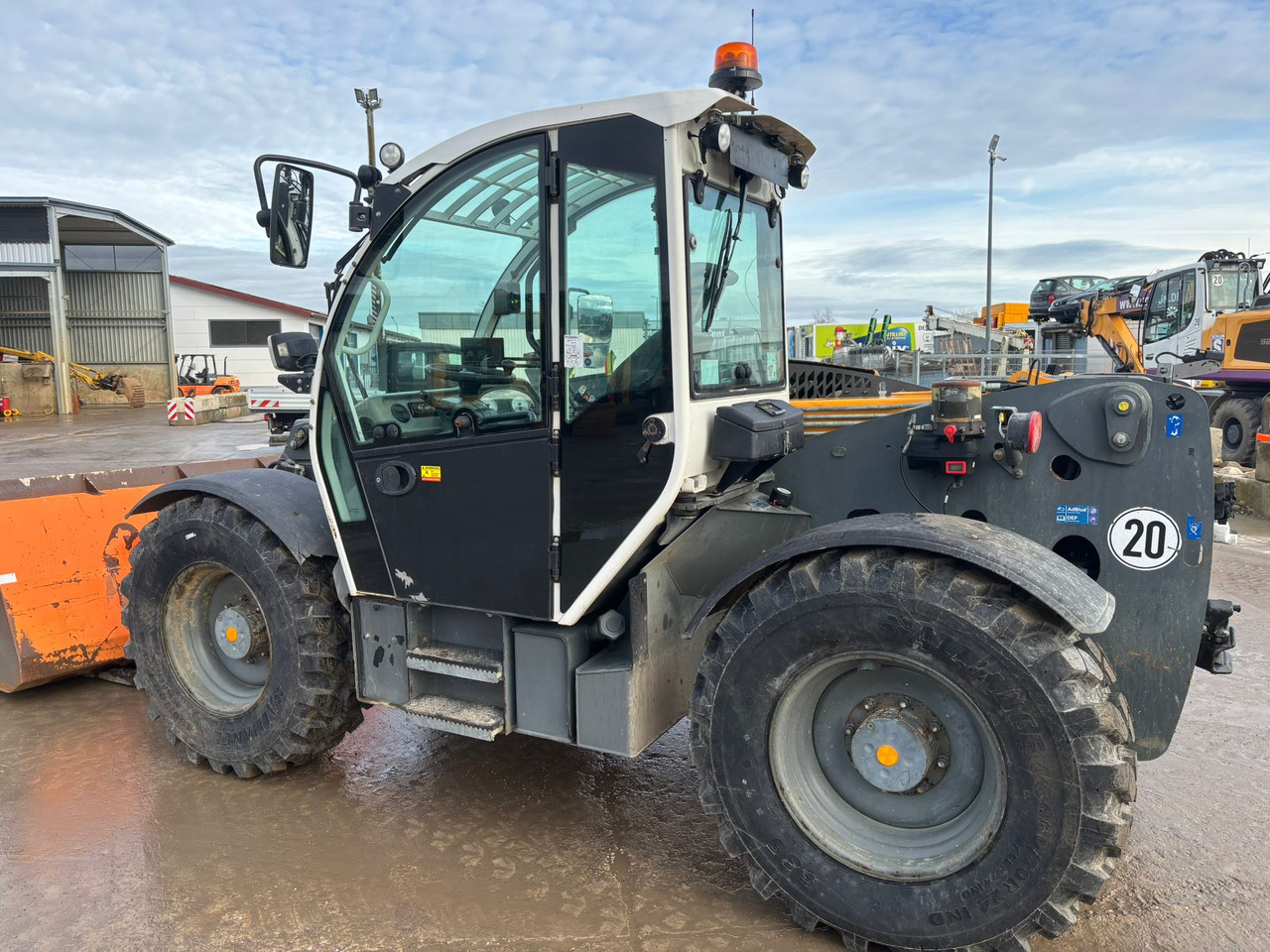 Liebherr T32 - 7 S - Teleskophjullaster: bilde 3 Liebherr T32 - 7 S - Teleskophjullaster: bilde 3