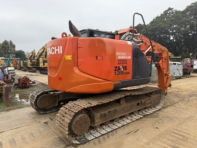 HITACHI ZX135USK-5B - Beltegraver: bilde 5 HITACHI ZX135USK-5B - Beltegraver: bilde 5