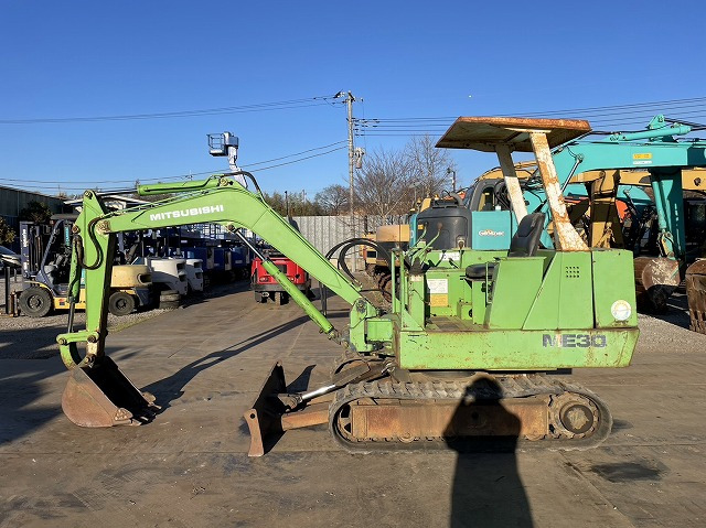 MITSUBISHI ME30 - Minigraver: bilde 2 MITSUBISHI ME30 - Minigraver: bilde 2