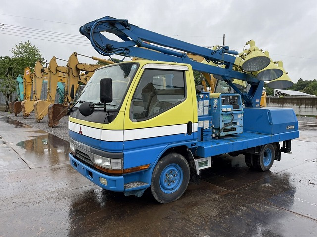 TADANO LS-106A - Lysmast, Lastebil: bilde 4 TADANO LS-106A - Lysmast, Lastebil: bilde 4