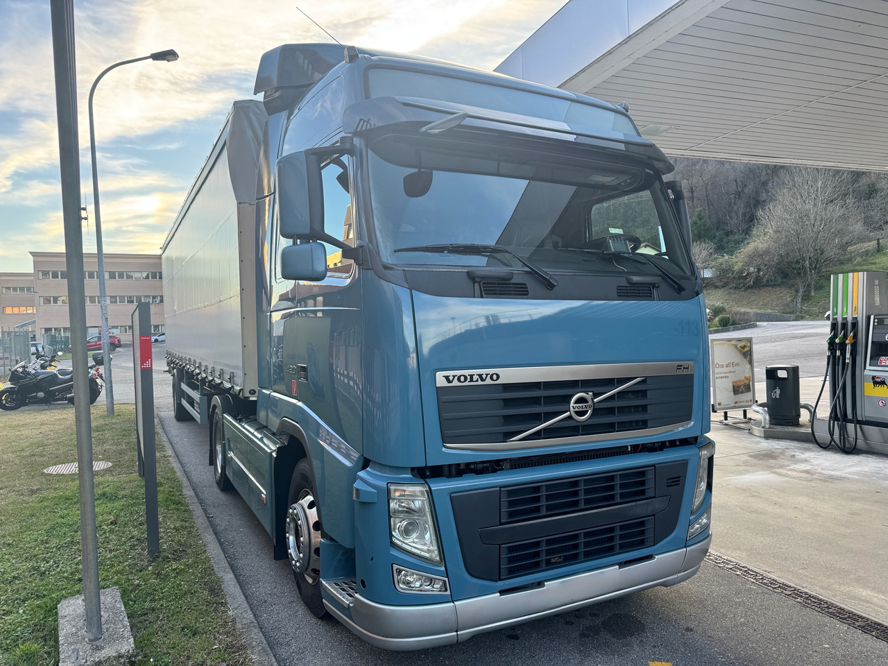 Volvo FH-420 4x2 - Trekkvogn: bilde 2 Volvo FH-420 4x2 - Trekkvogn: bilde 2