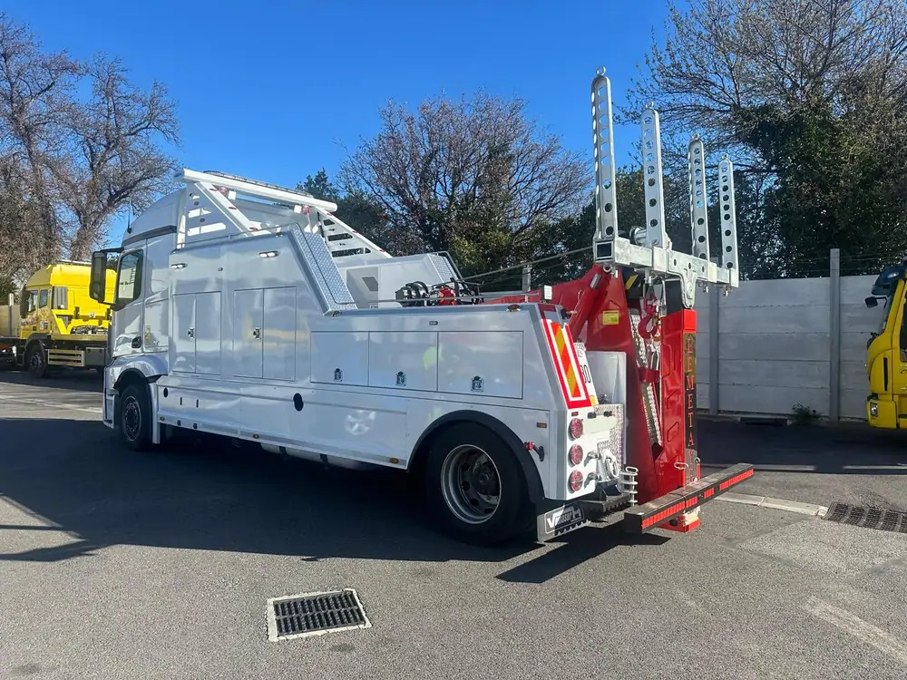 Mercedes-Benz Actros 1943 *NOUVELLE SUPERTRUCTURE GRS 20000 VEMASUR*FULL AIR - Bergingsbil: bilde 4 Mercedes-Benz Actros 1943 *NOUVELLE SUPERTRUCTURE GRS 20000 VEMASUR*FULL AIR - Bergingsbil: bilde 4