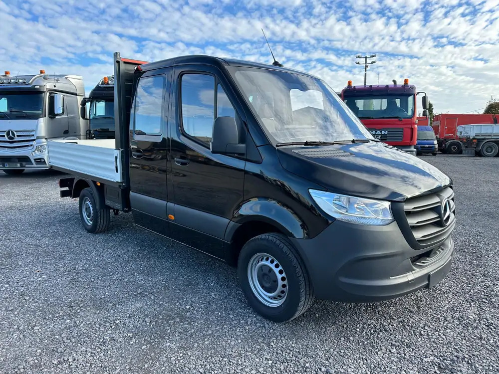 Mercedes-Benz Sprinter 317 CDI * BRAND NEW*CREW CAB 7 SEATS - Varebil med plan, Varebil med dobbelt førerhus: bilde 2 Mercedes-Benz Sprinter 317 CDI * BRAND NEW*CREW CAB 7 SEATS - Varebil med plan, Varebil med dobbelt førerhus: bilde 2