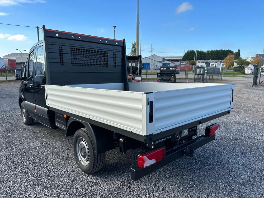 Mercedes-Benz Sprinter 317 CDI * BRAND NEW*CREW CAB 7 SEATS - Varebil med plan, Varebil med dobbelt førerhus: bilde 4 Mercedes-Benz Sprinter 317 CDI * BRAND NEW*CREW CAB 7 SEATS - Varebil med plan, Varebil med dobbelt førerhus: bilde 4