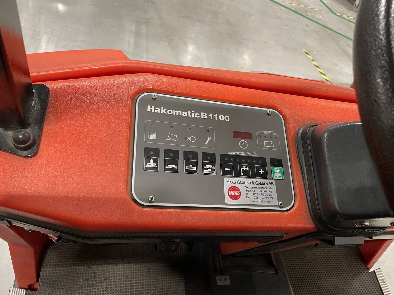 Hako Hakomatic B 1100 - Industriell feiemaskin: bilde 5 Hako Hakomatic B 1100 - Industriell feiemaskin: bilde 5