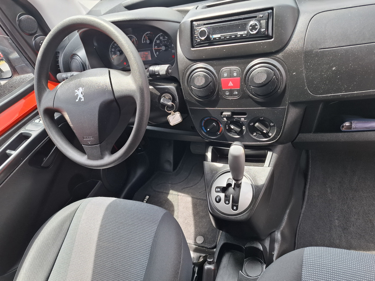 Leie PEUGEOT Peugeot Bipper 1.3 HDI PEUGEOT Peugeot Bipper 1.3 HDI: bilde 20 Leie PEUGEOT Peugeot Bipper 1.3 HDI PEUGEOT Peugeot Bipper 1.3 HDI: bilde 20