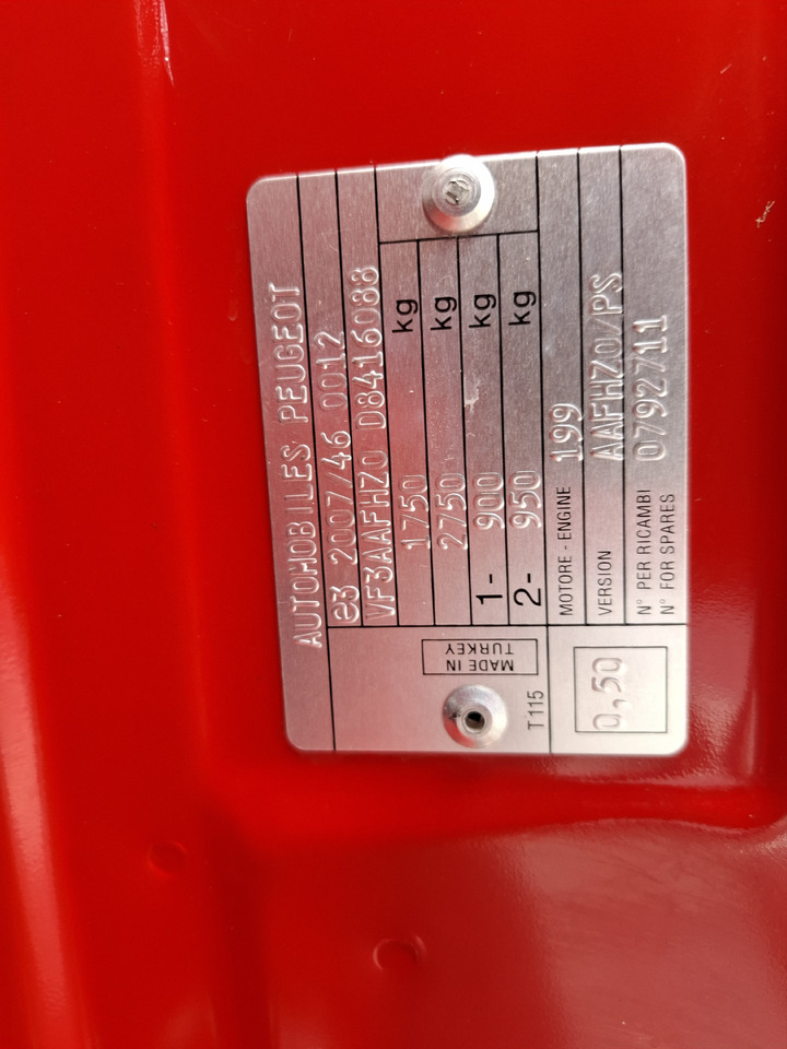 Leie PEUGEOT Peugeot Bipper 1.3 HDI PEUGEOT Peugeot Bipper 1.3 HDI: bilde 9 Leie PEUGEOT Peugeot Bipper 1.3 HDI PEUGEOT Peugeot Bipper 1.3 HDI: bilde 9