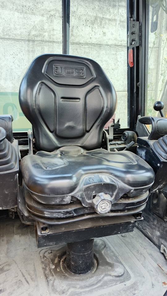 JCB 1CX 08M3WL - Minigraver: bilde 4 JCB 1CX 08M3WL - Minigraver: bilde 4