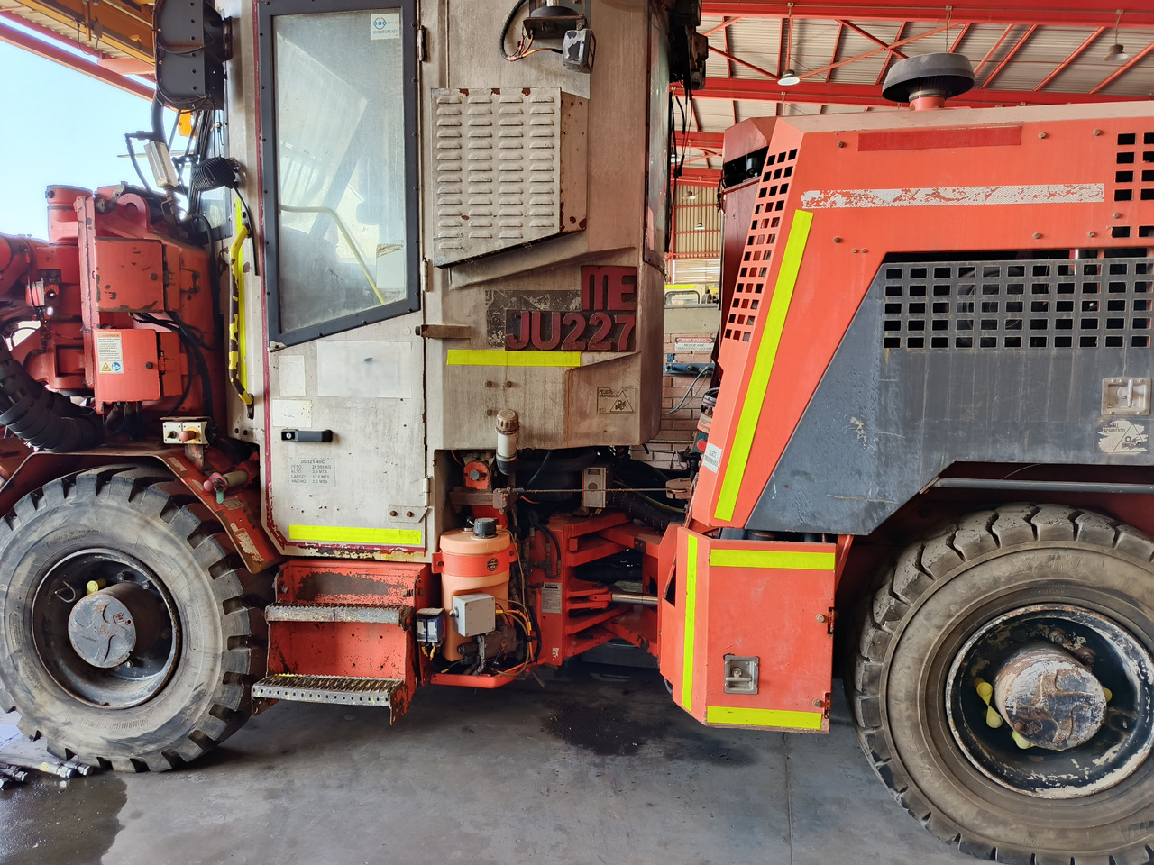 SANDVIK DD321-40C - Gruve maskin: bilde 2 SANDVIK DD321-40C - Gruve maskin: bilde 2