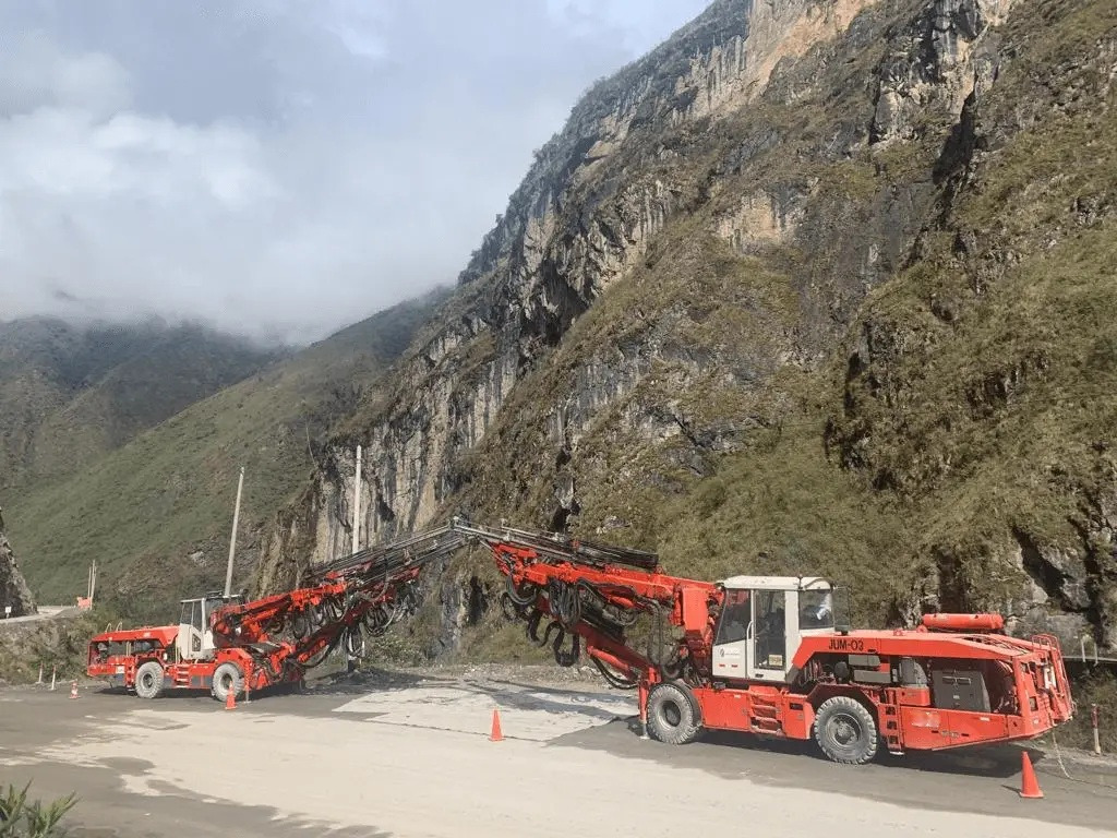 Sandvik DT1131-SC DT1230i - Gruve maskin: bilde 1 Sandvik DT1131-SC DT1230i - Gruve maskin: bilde 1