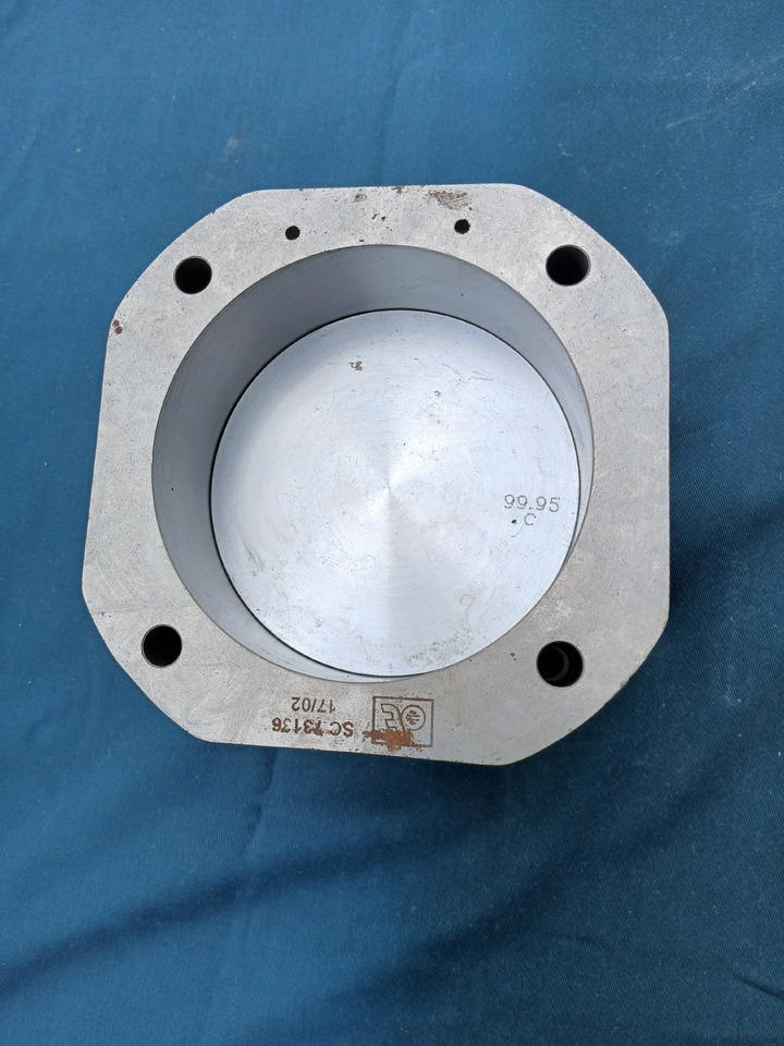 DT Cylinder/ Piston aircompressor for Mercedes - Kompressor, trykkluftanlegg: bilde 1 DT Cylinder/ Piston aircompressor for Mercedes - Kompressor, trykkluftanlegg: bilde 1