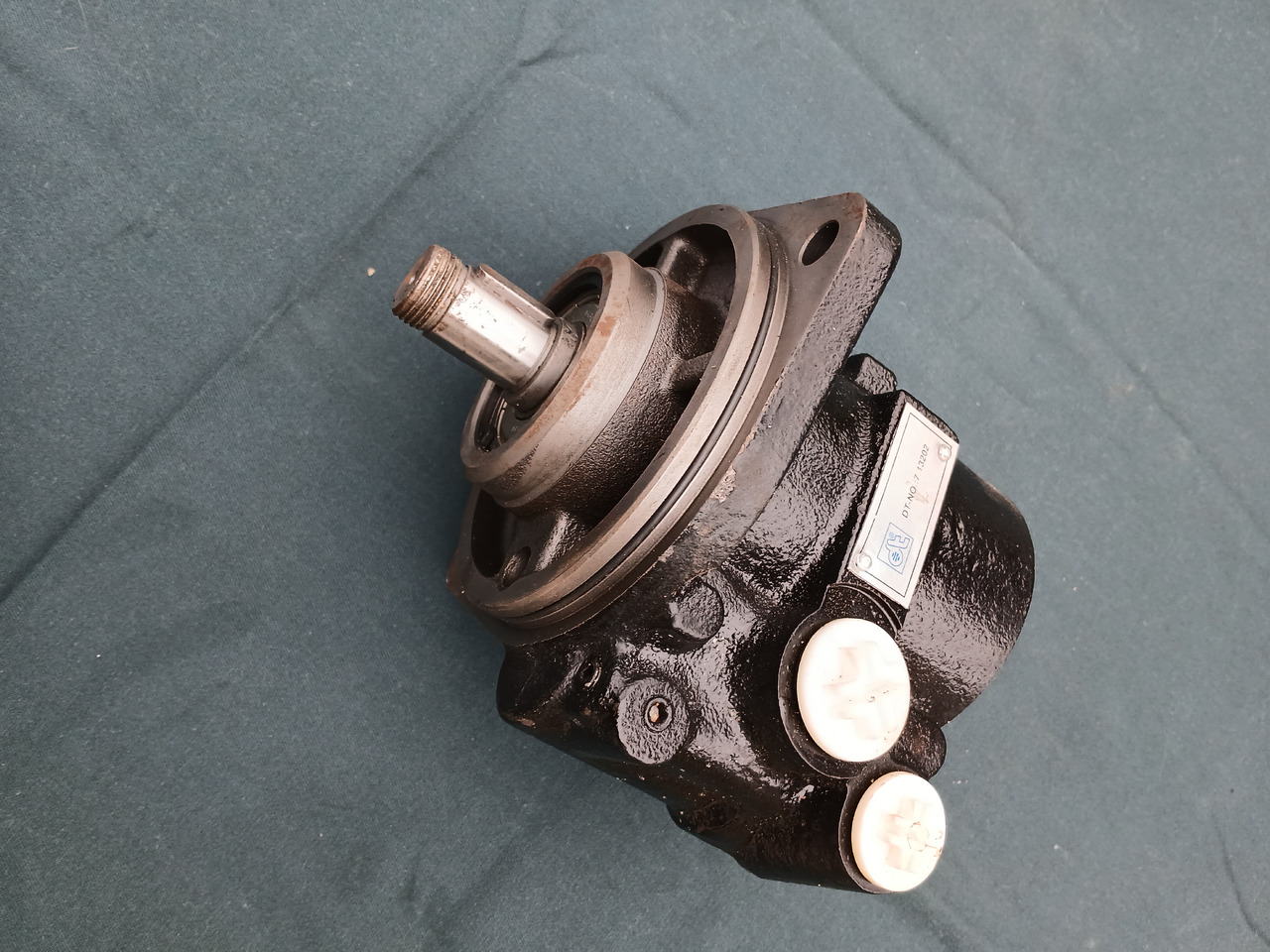 Steeringpump DT 713202 for IVECO - Servopumpe: bilde 1 Steeringpump DT 713202 for IVECO - Servopumpe: bilde 1