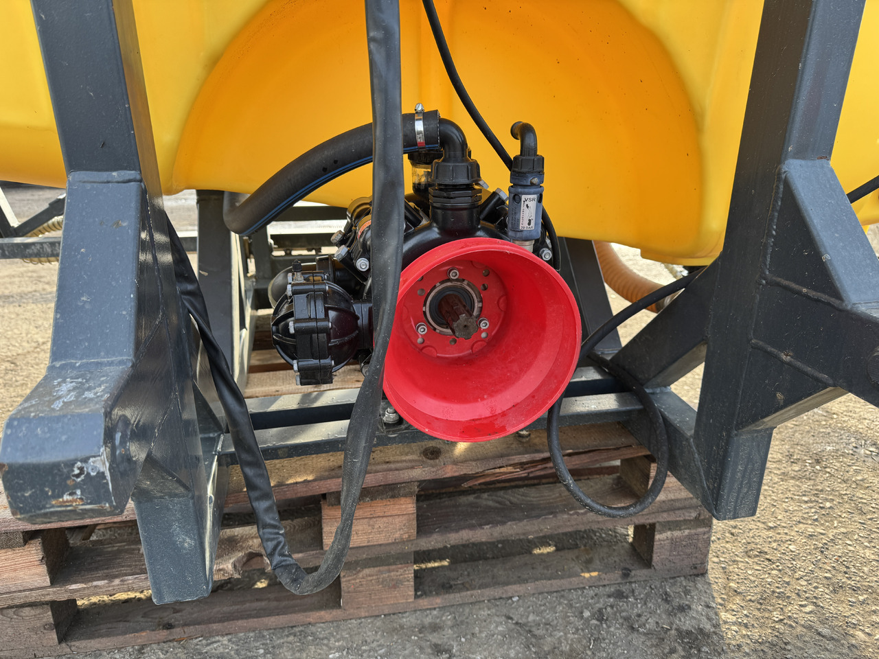 AKP 1200 - 2011 ROK - 12 M - Traktorsprøyte: bilde 5 AKP 1200 - 2011 ROK - 12 M - Traktorsprøyte: bilde 5