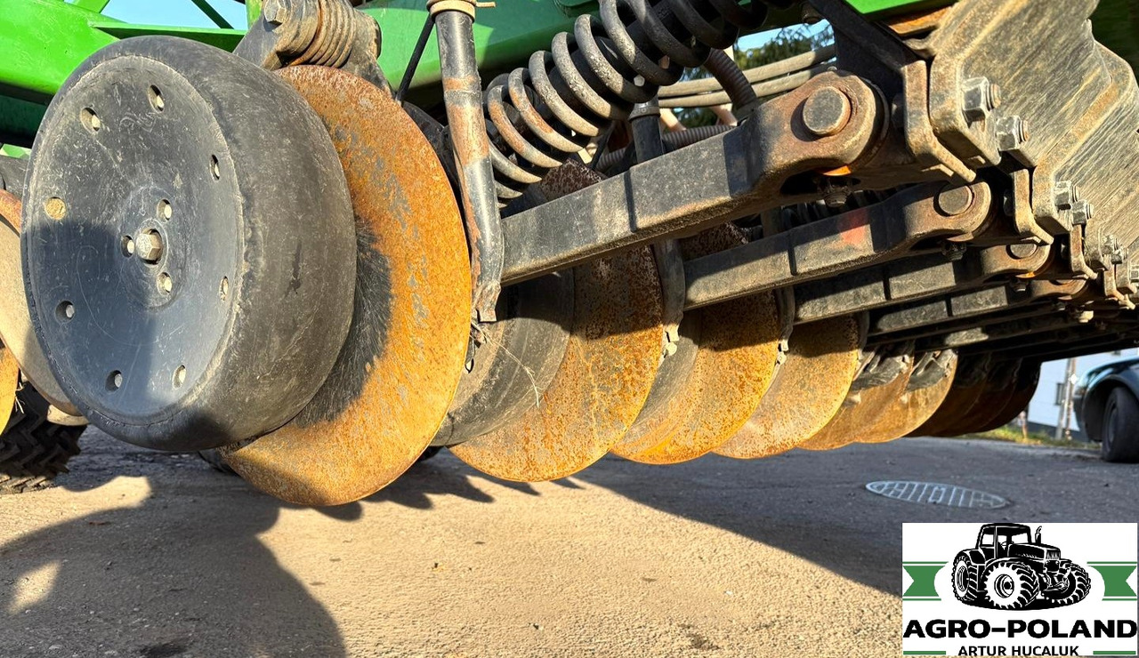 JOHN DEERE 750A - 2017 ROK - 6 M - 2649 H - GREENSTAR/ISOBUS - NOWSZY MODEL - Såmaskin: bilde 5 JOHN DEERE 750A - 2017 ROK - 6 M - 2649 H - GREENSTAR/ISOBUS - NOWSZY MODEL - Såmaskin: bilde 5