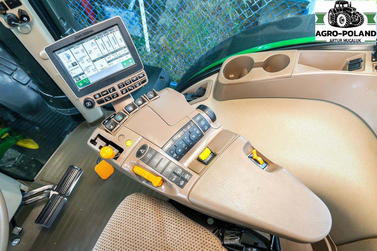 JOHN DEERE 8295 R - 5105 h - POWERSHIFT - AUTOTRAC - 2016 ROK - ORYGINALNE OPONY - Traktor: bilde 3 JOHN DEERE 8295 R - 5105 h - POWERSHIFT - AUTOTRAC - 2016 ROK - ORYGINALNE OPONY - Traktor: bilde 3