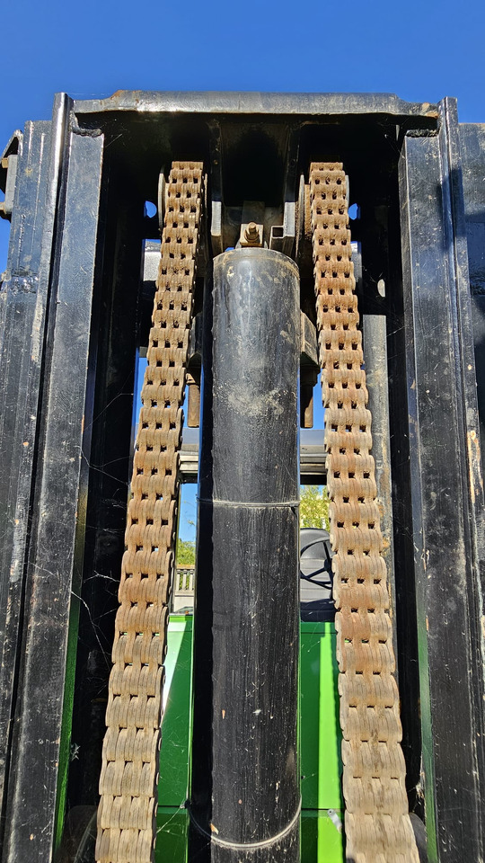 CATERPILLAR V330B - Terrenggående gaffeltruck: bilde 3 CATERPILLAR V330B - Terrenggående gaffeltruck: bilde 3