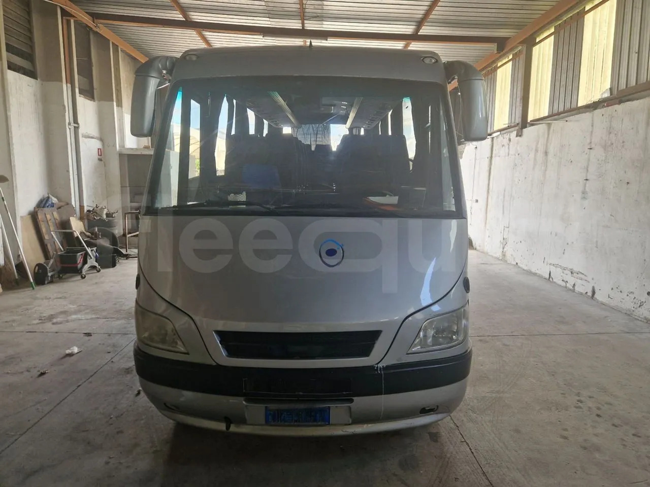 Iveco 65C15/70 - Turistbuss: bilde 1 Iveco 65C15/70 - Turistbuss: bilde 1