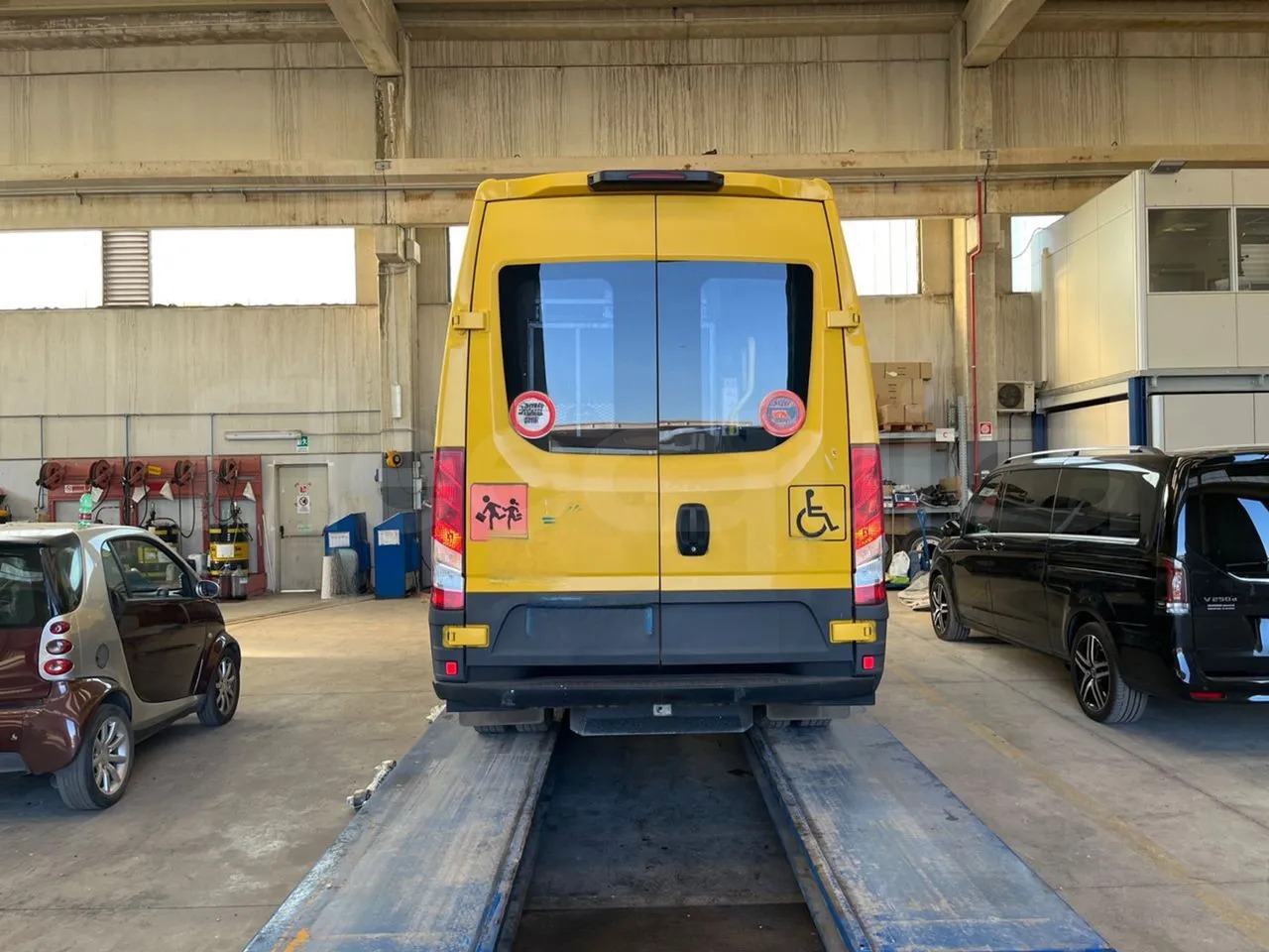 Iveco Daily - Skolebuss: bilde 5 Iveco Daily - Skolebuss: bilde 5