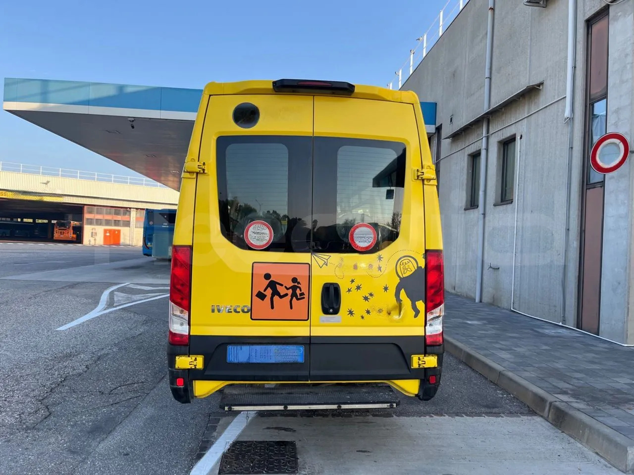 Iveco Daily - Skolebuss, Minibuss: bilde 5 Iveco Daily - Skolebuss, Minibuss: bilde 5