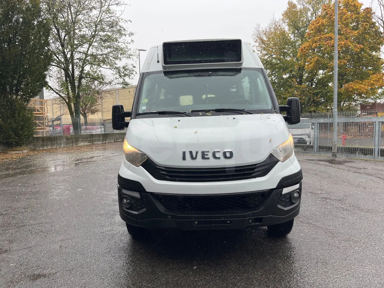 Iveco Daily - Forstadsbus: bilde 2 Iveco Daily - Forstadsbus: bilde 2