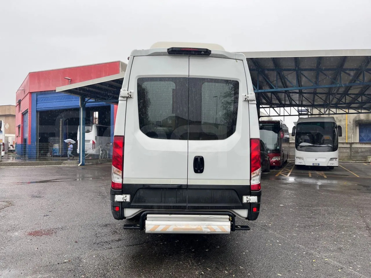 Iveco Daily - Forstadsbus: bilde 5 Iveco Daily - Forstadsbus: bilde 5