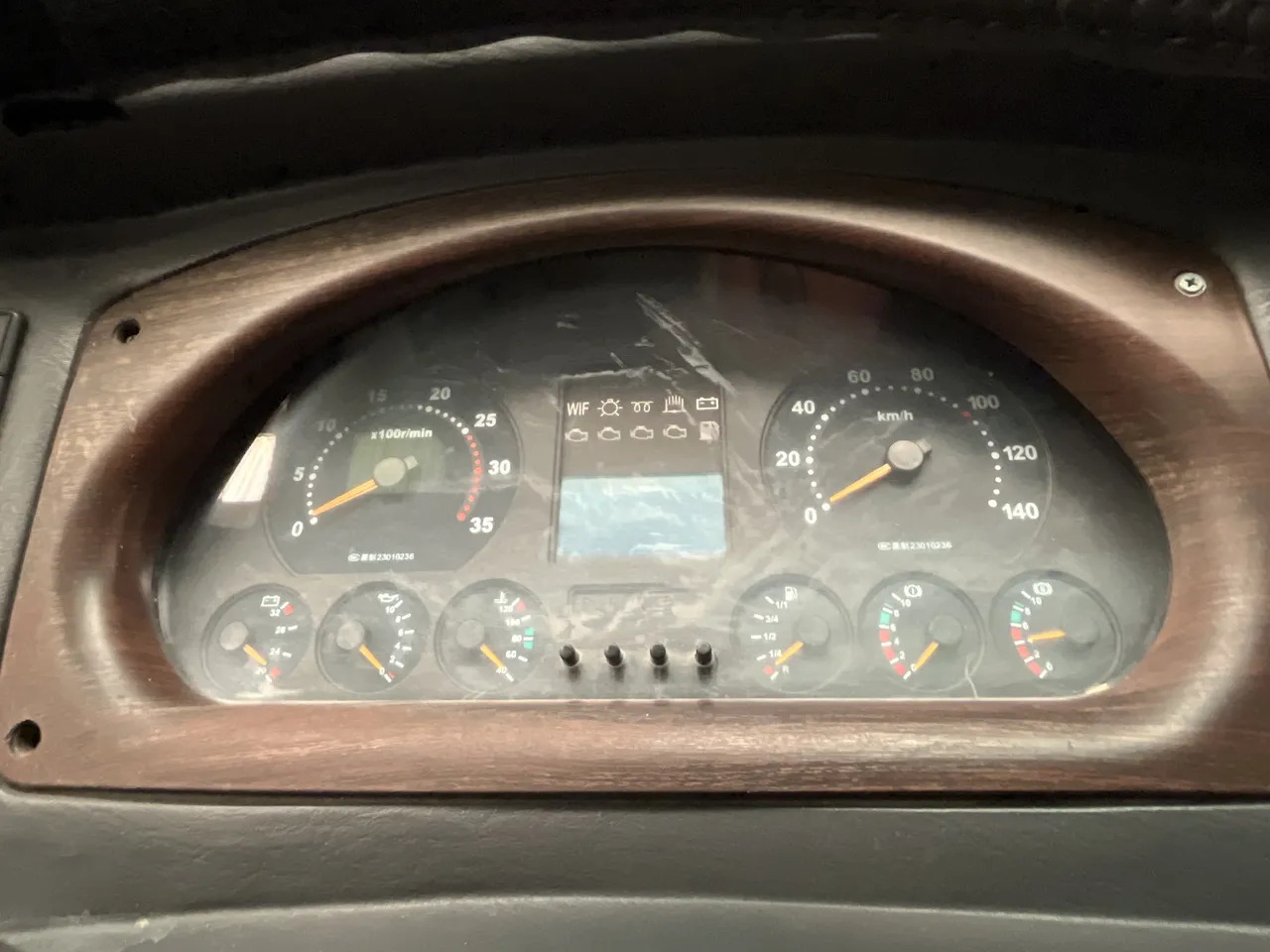 King Long XMQ6127 - Turistbuss: bilde 2 King Long XMQ6127 - Turistbuss: bilde 2