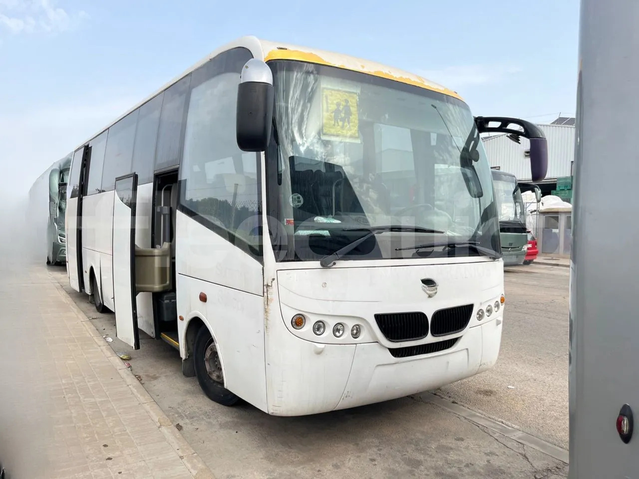 Man 12.220 HOCL - Turistbuss: bilde 1 Man 12.220 HOCL - Turistbuss: bilde 1