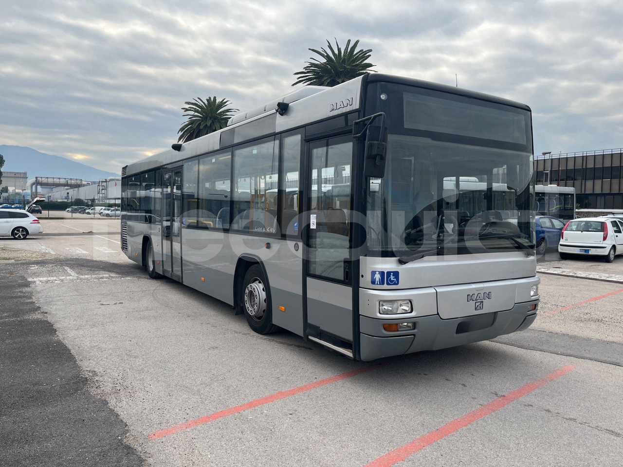 Man Lion's Classic - Forstadsbus: bilde 1 Man Lion's Classic - Forstadsbus: bilde 1
