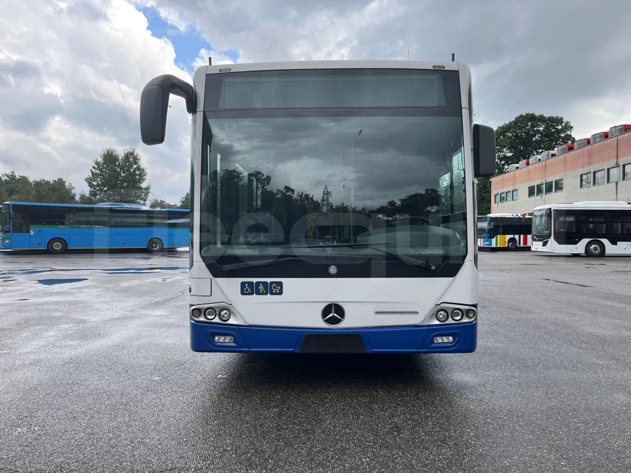 Mercedes-Benz Conecto - Bybuss: bilde 2 Mercedes-Benz Conecto - Bybuss: bilde 2