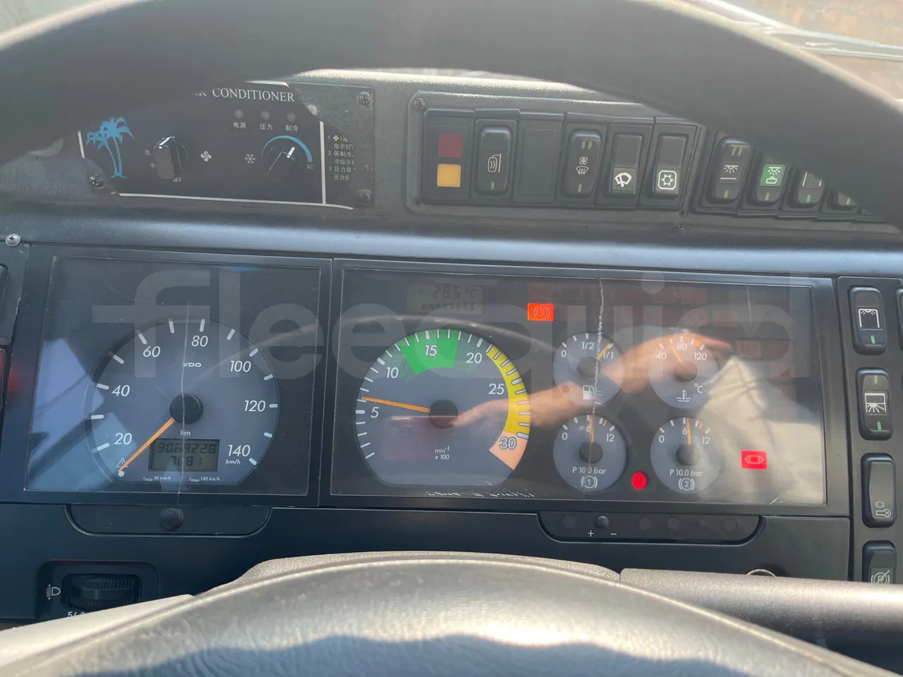 Mercedes-Benz MB 818 S - Turistbuss: bilde 3 Mercedes-Benz MB 818 S - Turistbuss: bilde 3