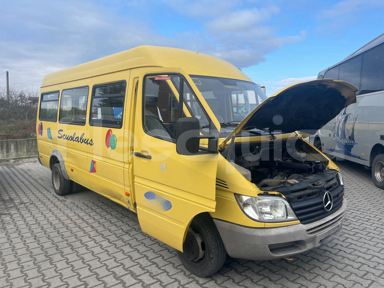 Mercedes-Benz Sprinter - Skolebuss: bilde 1 Mercedes-Benz Sprinter - Skolebuss: bilde 1