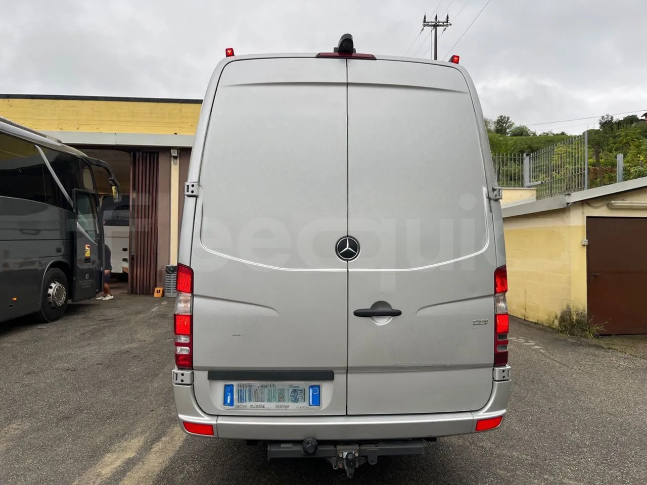 Mercedes-Benz Sprinter - Forstadsbus: bilde 5 Mercedes-Benz Sprinter - Forstadsbus: bilde 5