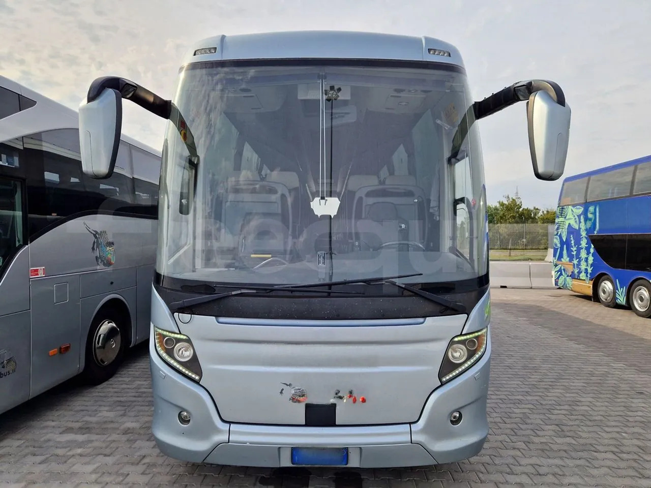 Scania Touring HD - Turistbuss: bilde 2 Scania Touring HD - Turistbuss: bilde 2