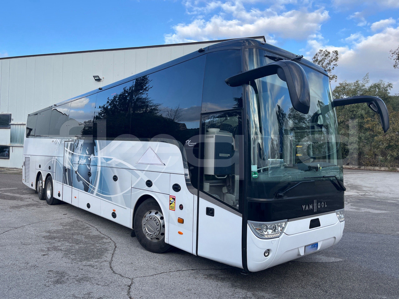 Van Hool Astron - Turistbuss: bilde 1 Van Hool Astron - Turistbuss: bilde 1