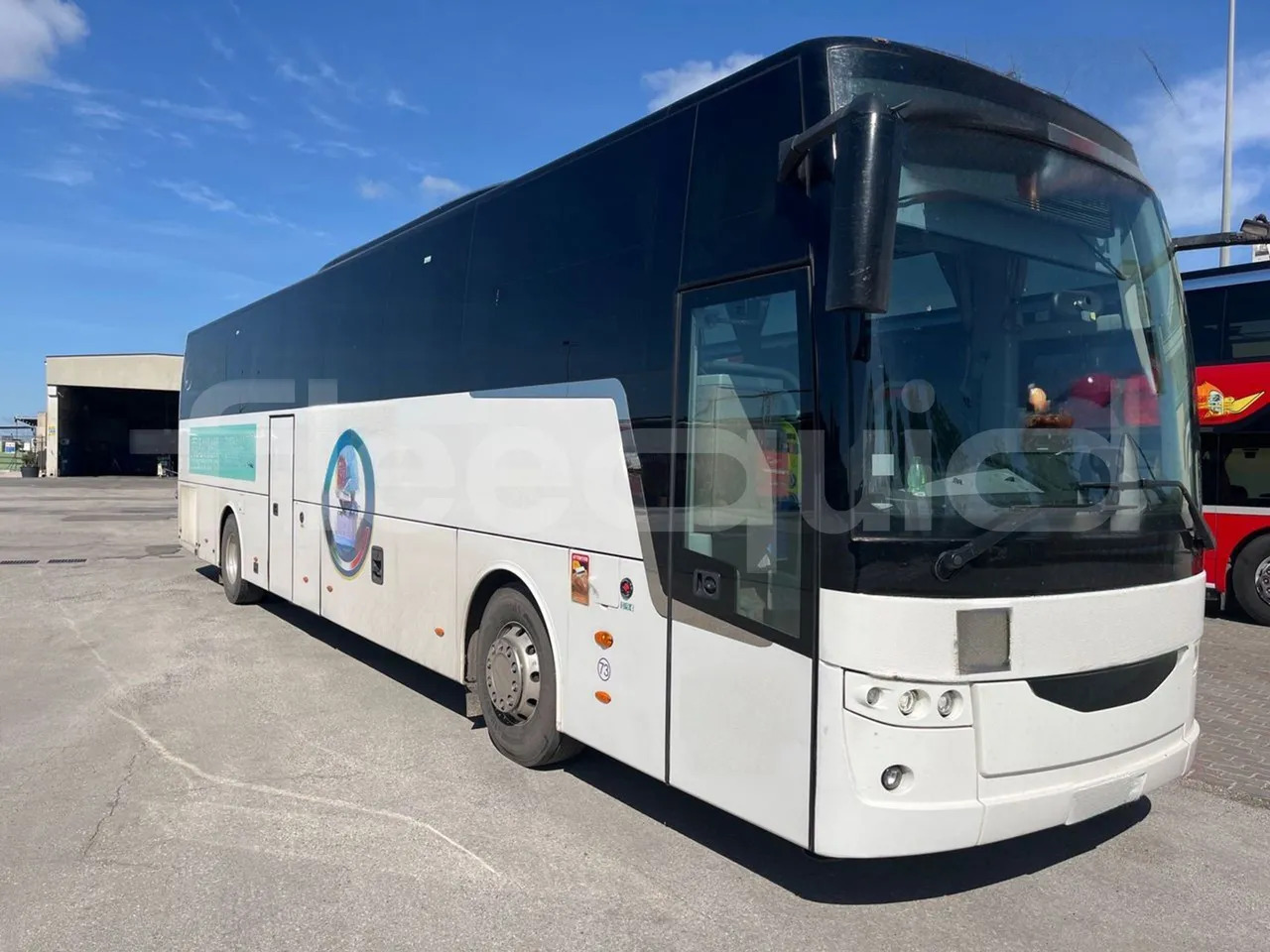 Van Hool EX16 MID - Turistbuss: bilde 1 Van Hool EX16 MID - Turistbuss: bilde 1