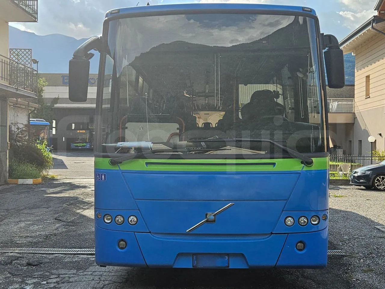 Volvo 8700B12B - Forstadsbus: bilde 2 Volvo 8700B12B - Forstadsbus: bilde 2