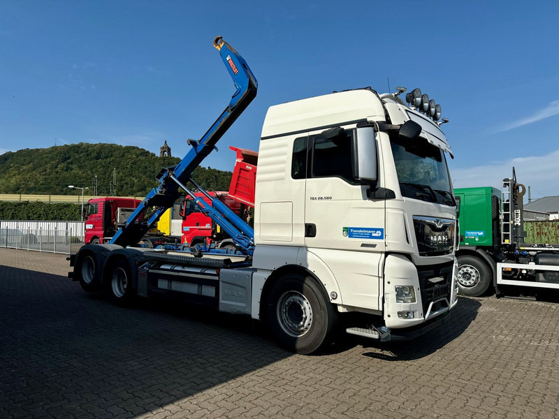 MAN TGX 26.580 BL 6x2 Zwillingbereifte Liftachse Abroller Hiab Funk- - Krokbil: bilde 4 MAN TGX 26.580 BL 6x2 Zwillingbereifte Liftachse Abroller Hiab Funk- - Krokbil: bilde 4
