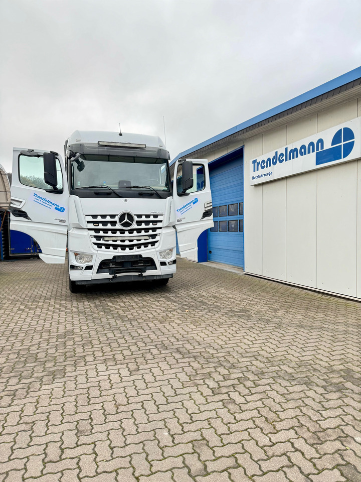 Mercedes Arocs 3358 L 6x4 Radstand 4500 Arocs 3358 L 6x4 Blatt-Luft Gefedert - Tømmerbil: bilde 4 Mercedes Arocs 3358 L 6x4 Radstand 4500 Arocs 3358 L 6x4 Blatt-Luft Gefedert - Tømmerbil: bilde 4