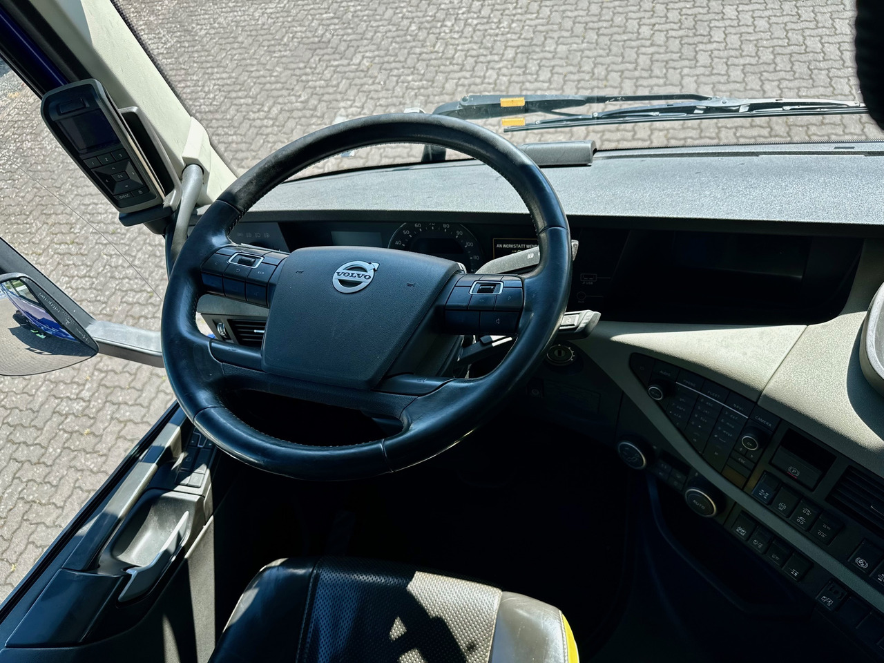 Trekkvogn Volvo FH-16-750 SZM 6x4 Retarder TÜV 09.2026: bilde 23