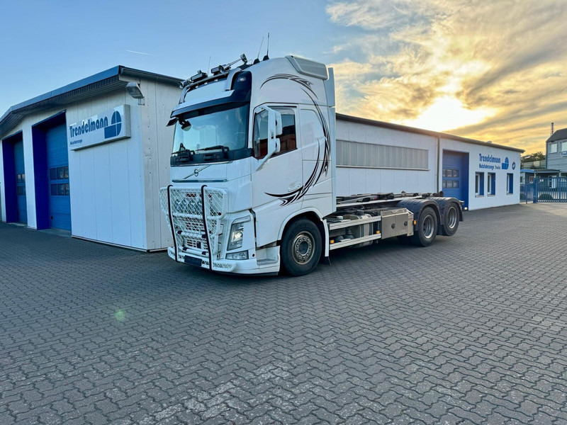 Volvo FH 540 6x4 Liftachse ARK-Hooklift-Funk-Radio-Comand Retarder - Krokbil: bilde 1 Volvo FH 540 6x4 Liftachse ARK-Hooklift-Funk-Radio-Comand Retarder - Krokbil: bilde 1
