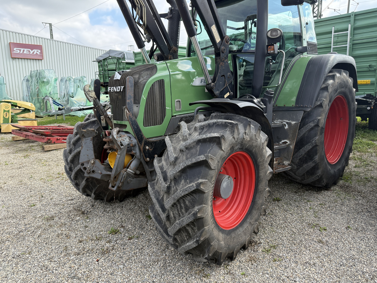 Fendt 415 TMS - Traktor: bilde 2 Fendt 415 TMS - Traktor: bilde 2