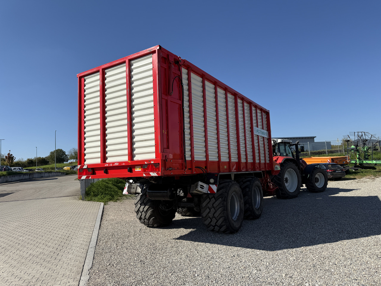 PÖTTINGER Jumbo 6600 L - Skjærebordsvogn: bilde 2 PÖTTINGER Jumbo 6600 L - Skjærebordsvogn: bilde 2