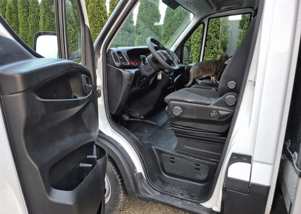 Iveco 35C14 - Varebil med plan: bilde 5 Iveco 35C14 - Varebil med plan: bilde 5