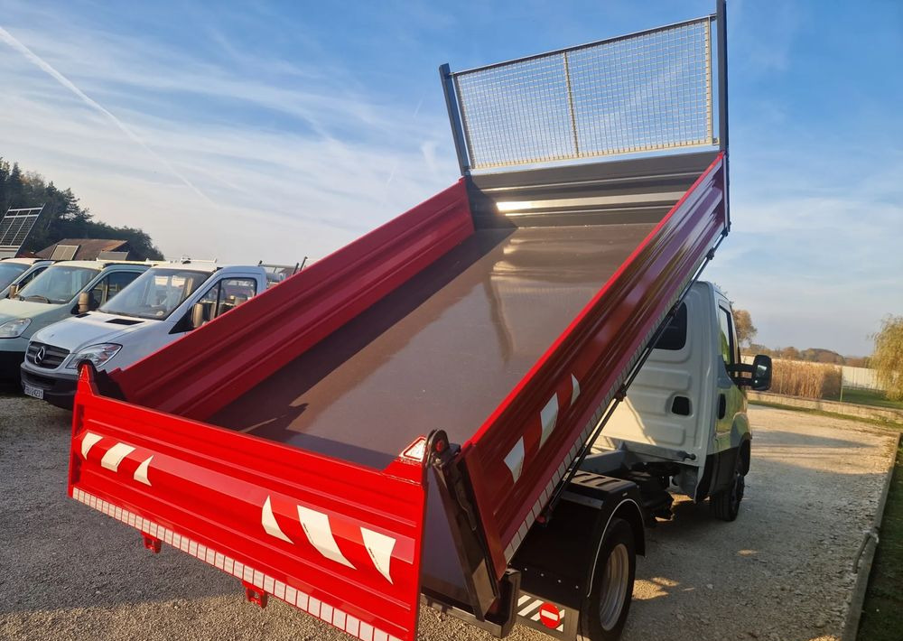 Iveco 35c15 3.0 - Varebil med tipp: bilde 4 Iveco 35c15 3.0 - Varebil med tipp: bilde 4